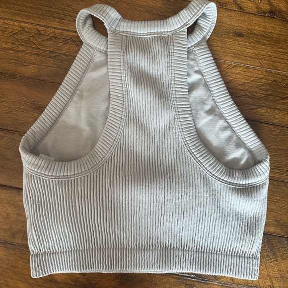 Aerie crop top. Size medium. - Picture 2 of 5